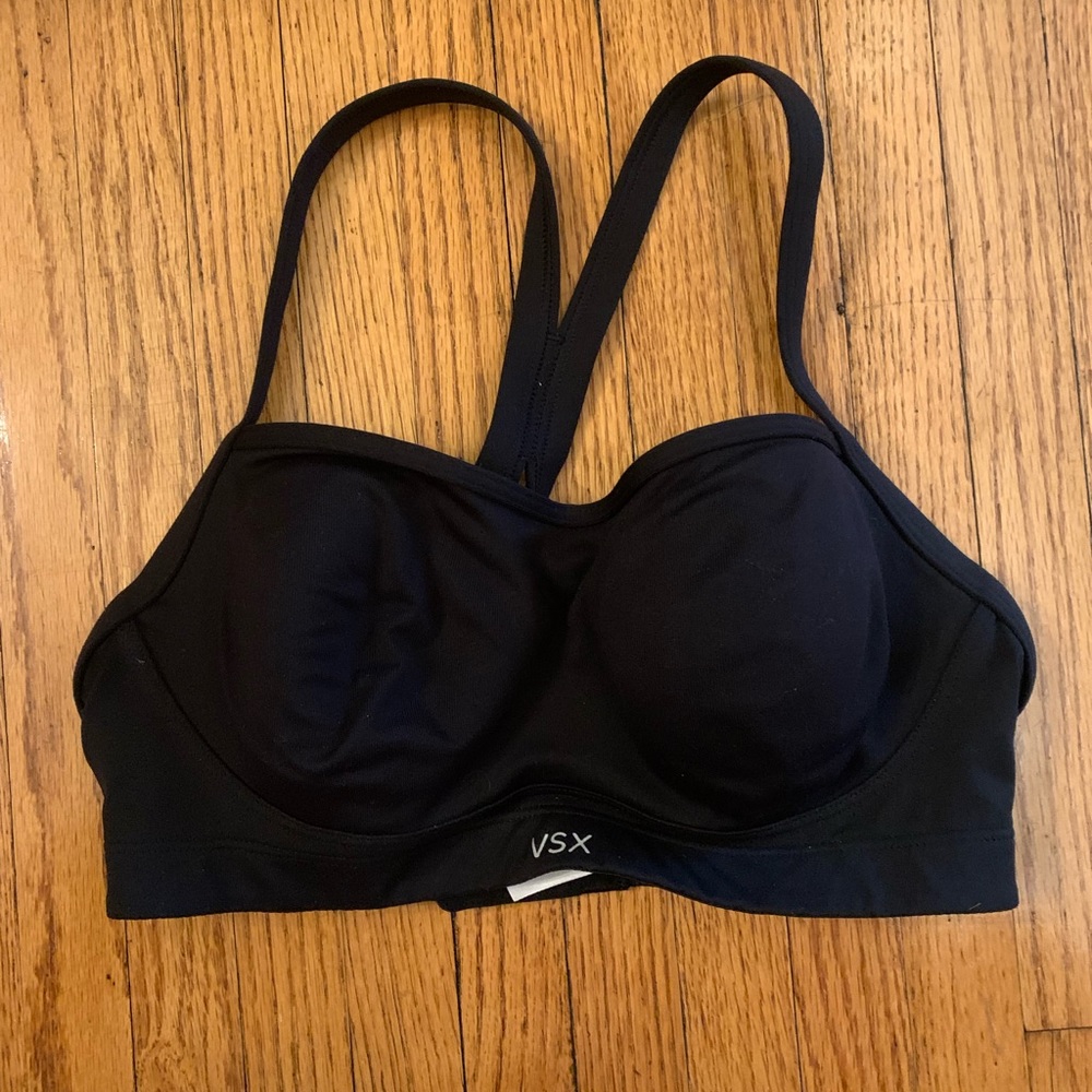 Victoria’s Secret sport black sports bra